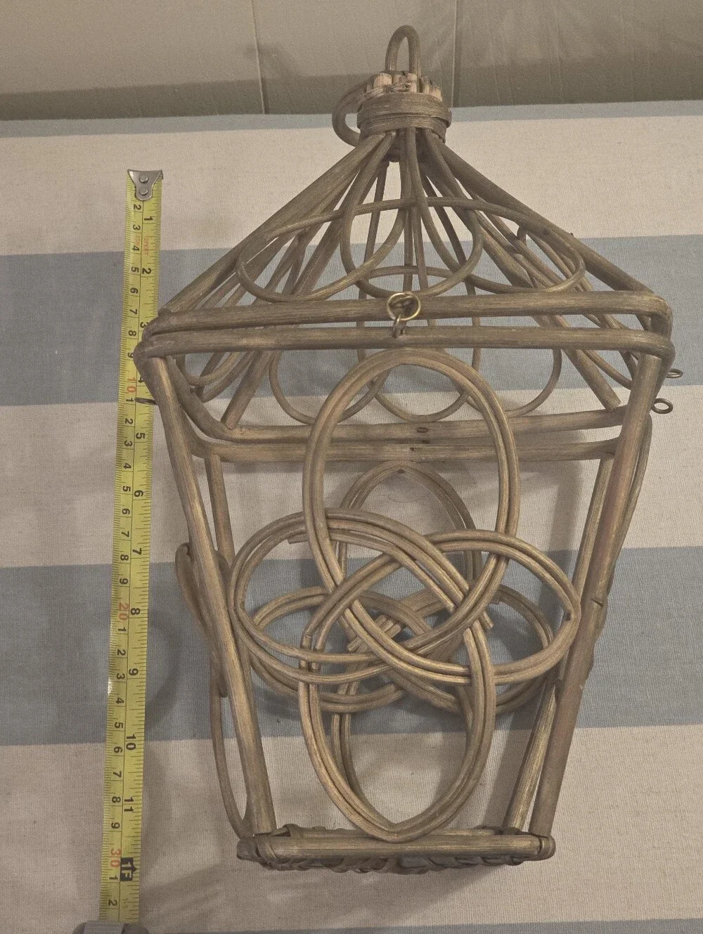 N/A woven rattan